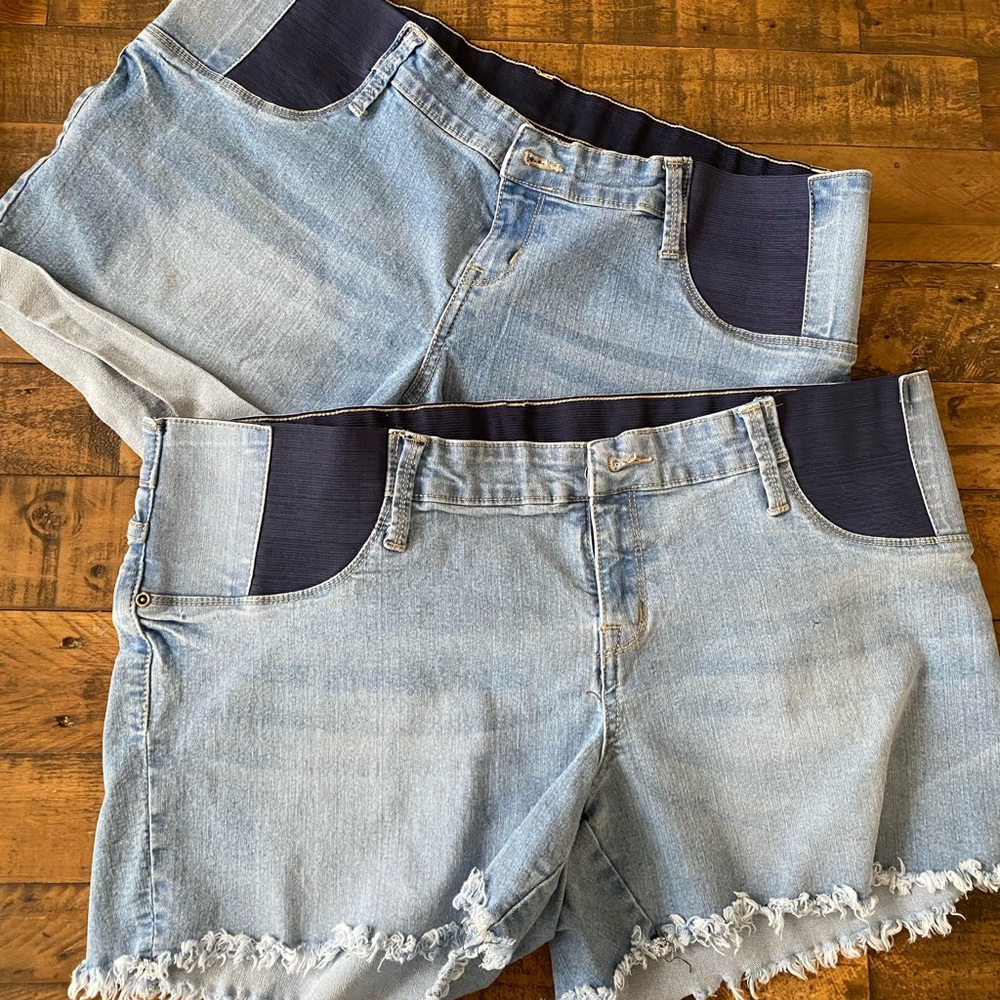 MATERNITY 🤰🏼 JEAN SHORTS
